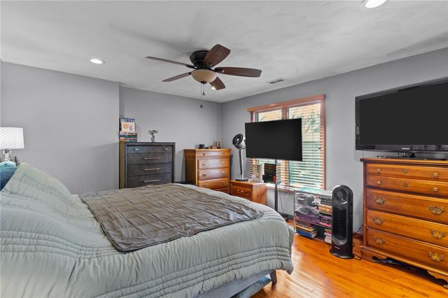 69 Kristee Circle, West Warwick, RI 02893