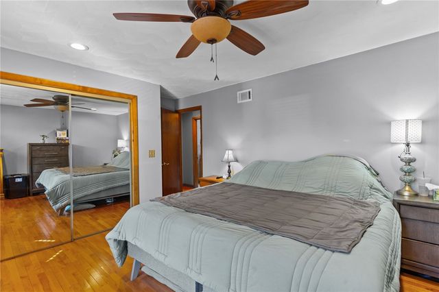 69 Kristee Circle, West Warwick, RI 02893