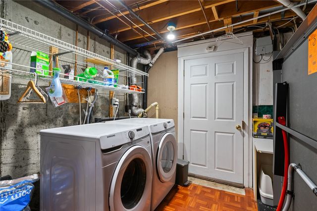69 Kristee Circle, West Warwick, RI 02893
