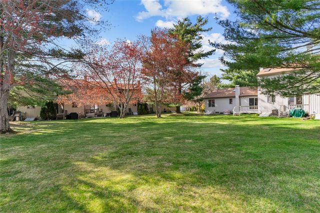69 Kristee Circle, West Warwick, RI 02893