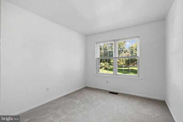45 LIBERTY DR, Langhorne, PA 19047