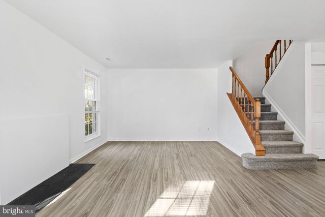 45 LIBERTY DR, Langhorne, PA 19047