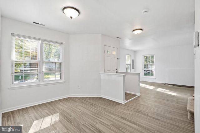 45 LIBERTY DR, Langhorne, PA 19047