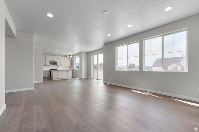 1283 W 2375 S, Syracuse, UT 84075