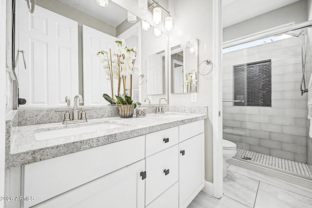 1352 E GEMINI Place, Chandler, AZ 85249