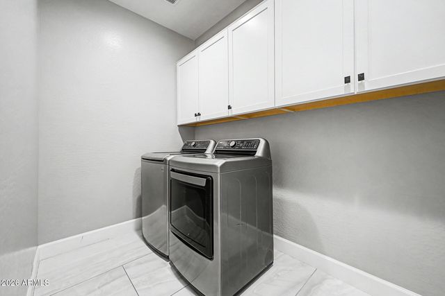 1352 E GEMINI Place, Chandler, AZ 85249