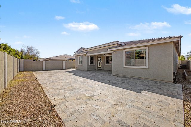 1352 E GEMINI Place, Chandler, AZ 85249