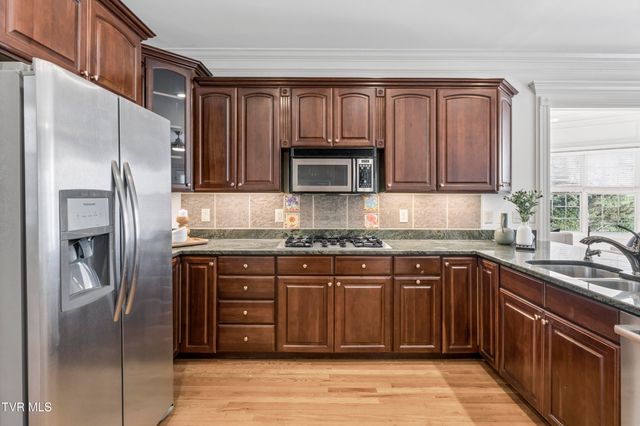 105 Strawberry Field Drive, Johnson City, TN 37604