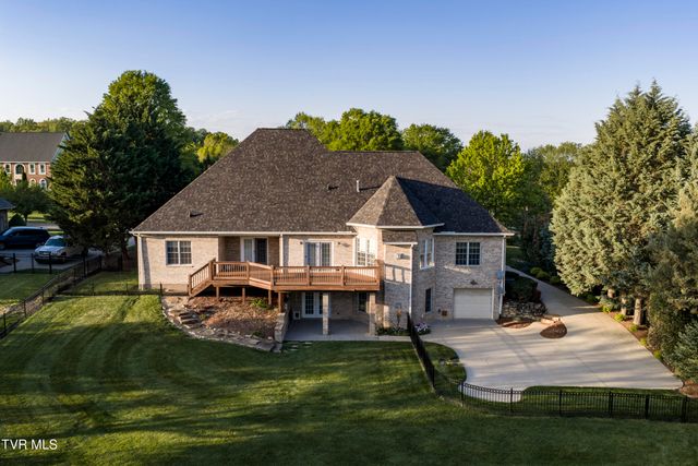 105 Strawberry Field Drive, Johnson City, TN 37604