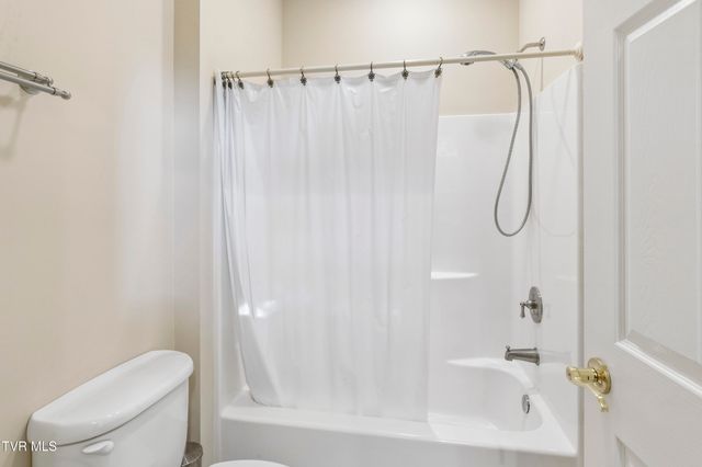 105 Strawberry Field Drive, Johnson City, TN 37604