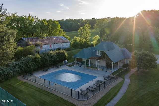 105 Strawberry Field Drive, Johnson City, TN 37604