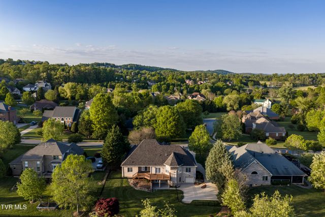 105 Strawberry Field Drive, Johnson City, TN 37604