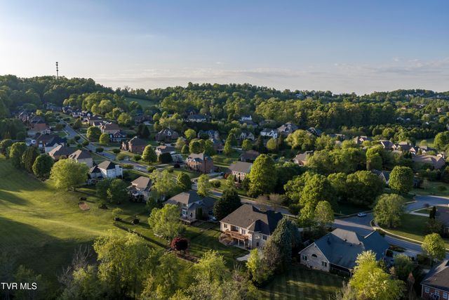 105 Strawberry Field Drive, Johnson City, TN 37604