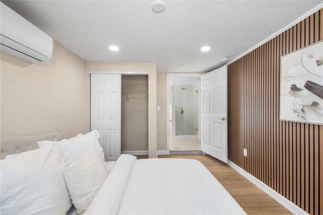 3904 W CRAWFORD STREET, Tampa, FL 33614