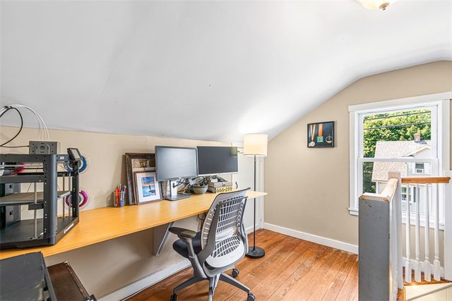 10 Wannisett Avenue, East Providence, RI 02915