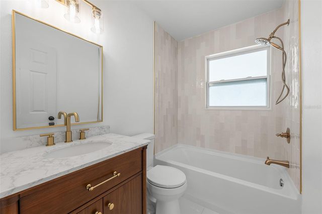 5224 52ND AVENUE N, St Petersburg, FL 33709