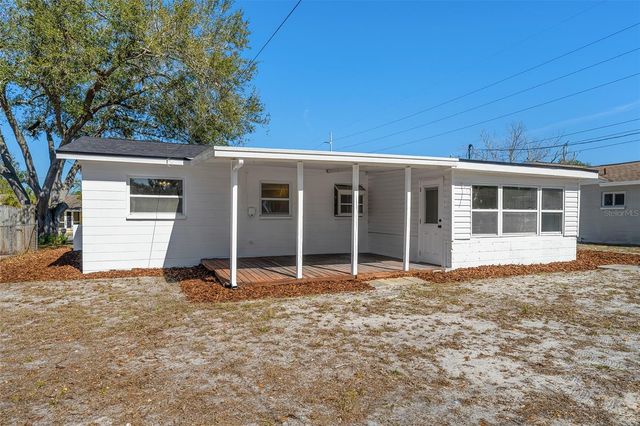 5224 52ND AVENUE N, St Petersburg, FL 33709