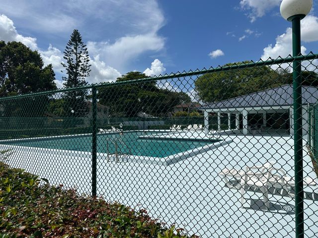 305 Lakeside Court, Sunrise, FL 33326