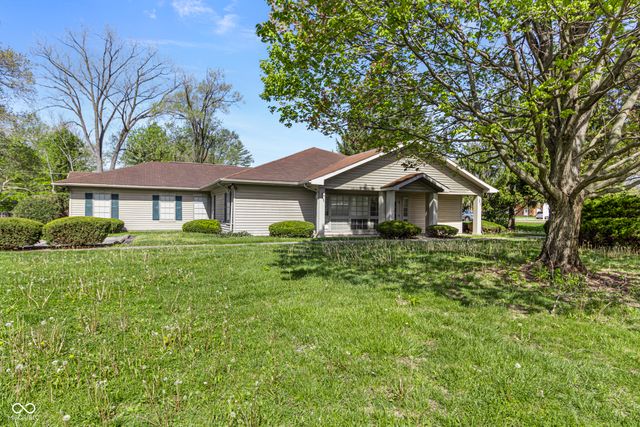 8560 N College Avenue, Indianapolis, IN 46240