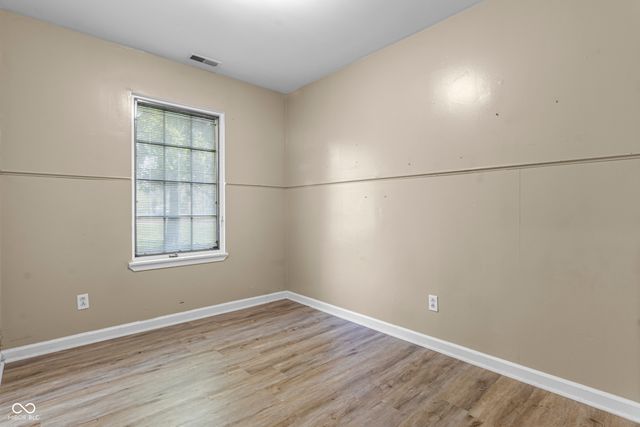 8560 N College Avenue, Indianapolis, IN 46240
