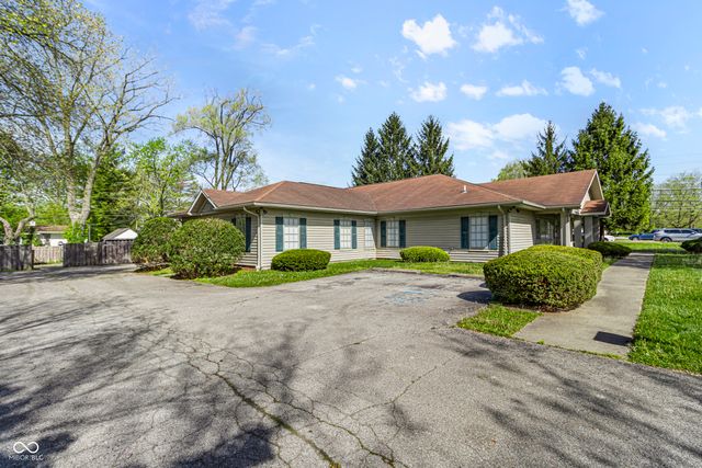 8560 N College Avenue, Indianapolis, IN 46240