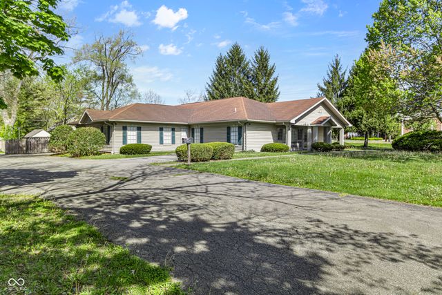8560 N College Avenue, Indianapolis, IN 46240