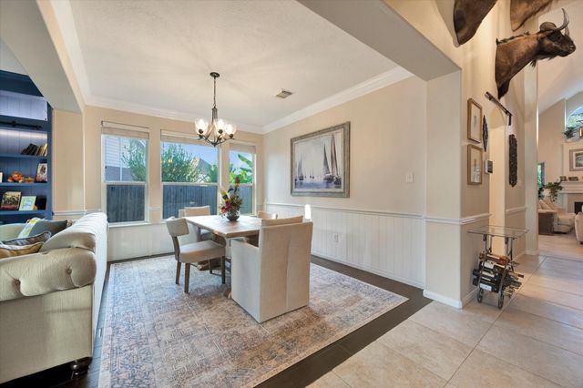 322 Marina Oaks Court, Kemah, TX 77565