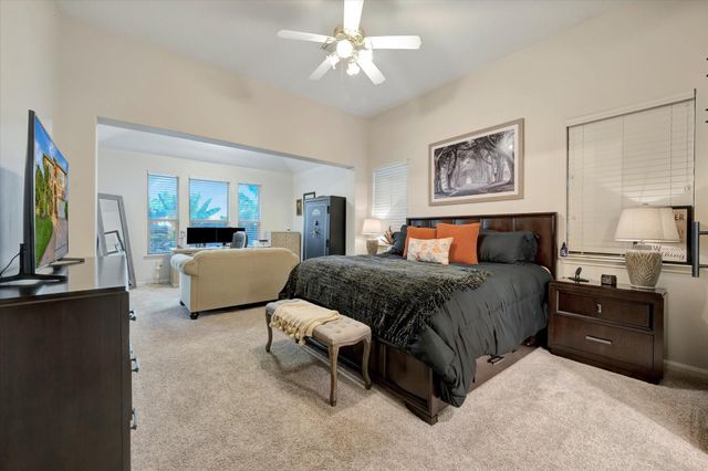 322 Marina Oaks Court, Kemah, TX 77565