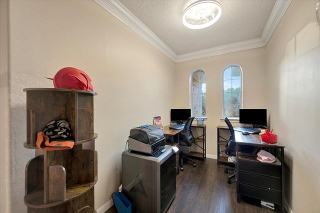 322 Marina Oaks Court, Kemah, TX 77565