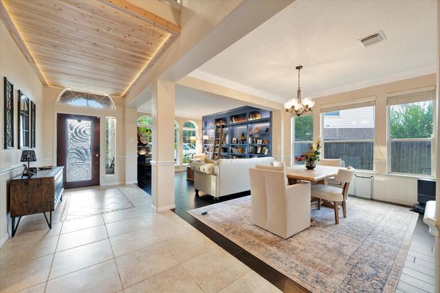 322 Marina Oaks Court, Kemah, TX 77565