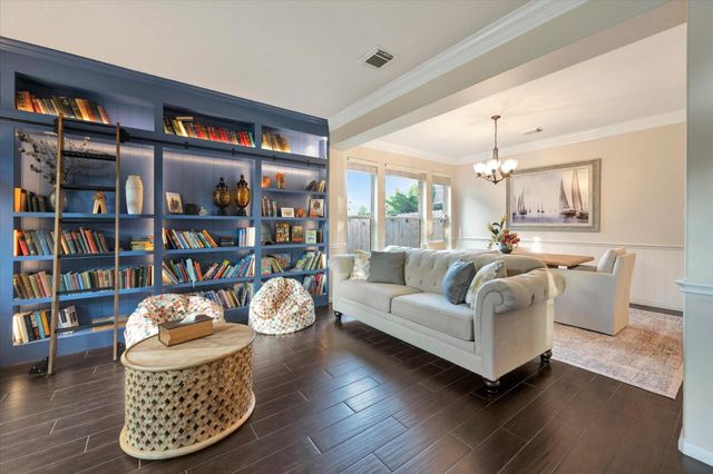 322 Marina Oaks Court, Kemah, TX 77565