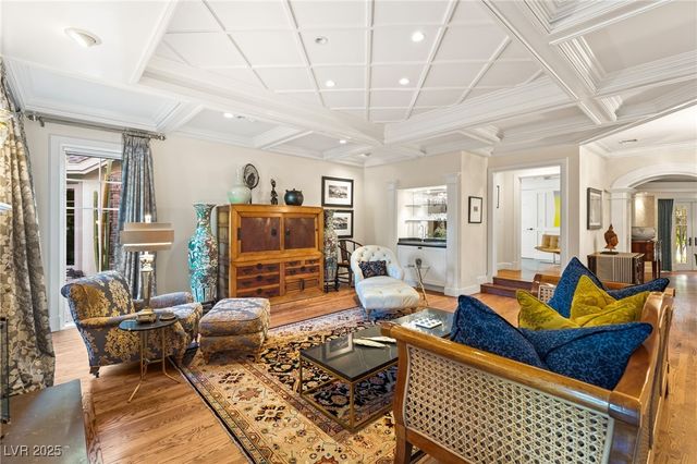 3001 Astoria Pines Circle, Las Vegas, NV 89107