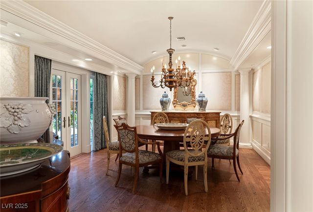 3001 Astoria Pines Circle, Las Vegas, NV 89107