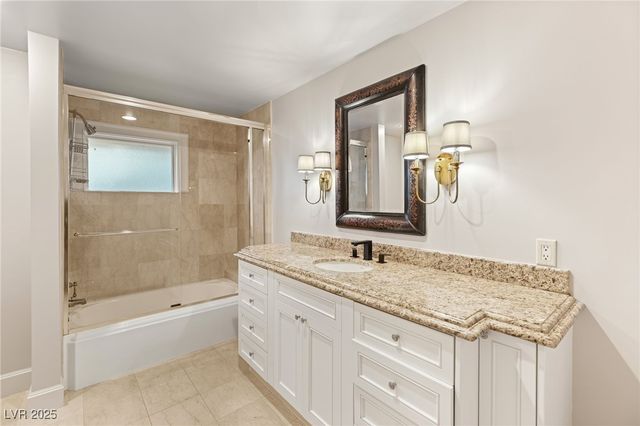 3001 Astoria Pines Circle, Las Vegas, NV 89107