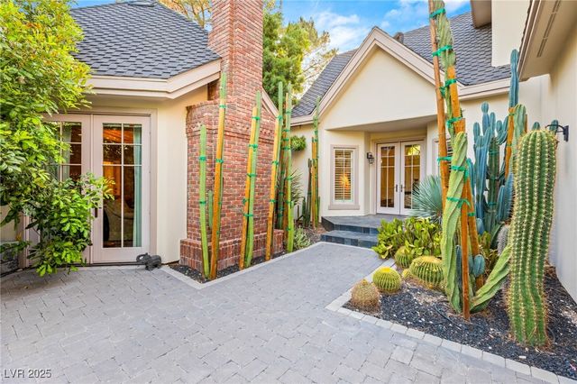 3001 Astoria Pines Circle, Las Vegas, NV 89107