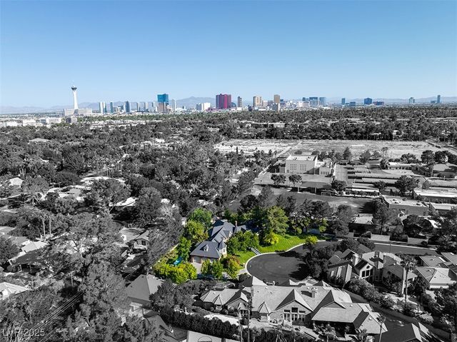 3001 Astoria Pines Circle, Las Vegas, NV 89107