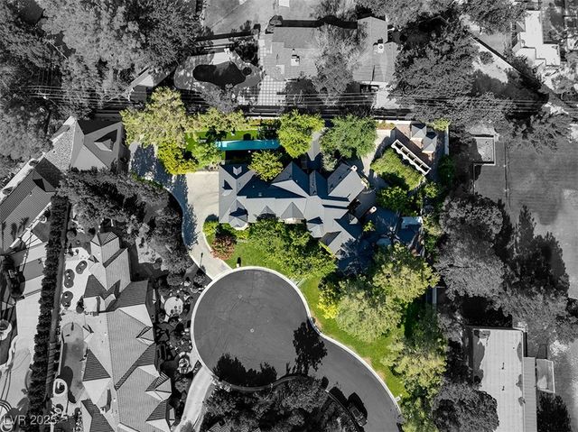 3001 Astoria Pines Circle, Las Vegas, NV 89107