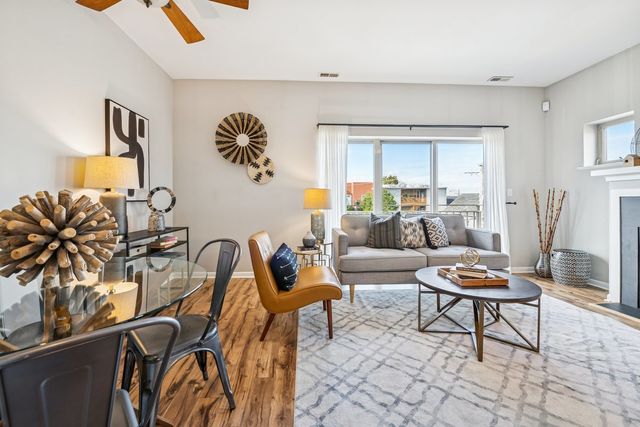 1928 N Kedzie Avenue 306, Chicago, IL 60647