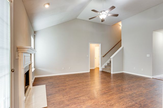 307 Sarava Ln, Smyrna, TN 37167