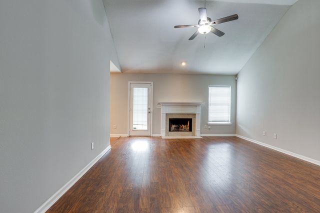 307 Sarava Ln, Smyrna, TN 37167