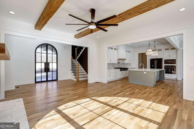 6113 Deepwater Cove, Gainesville, GA 30506