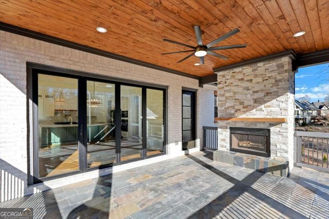 6113 Deepwater Cove, Gainesville, GA 30506