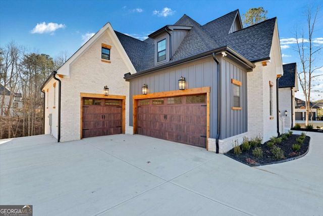 6113 Deepwater Cove, Gainesville, GA 30506