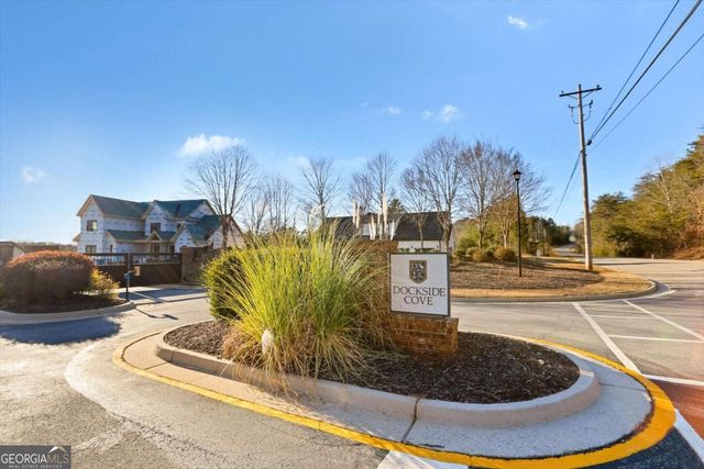 6113 Deepwater Cove, Gainesville, GA 30506