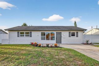 196 74TH AVENUE NE, St Petersburg, FL 33702