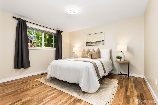 7441 NE 145th St, Kirkland, WA 98034