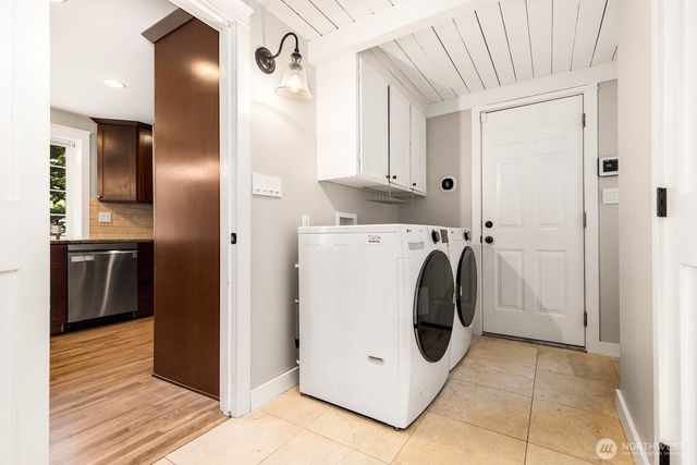7441 NE 145th St, Kirkland, WA 98034