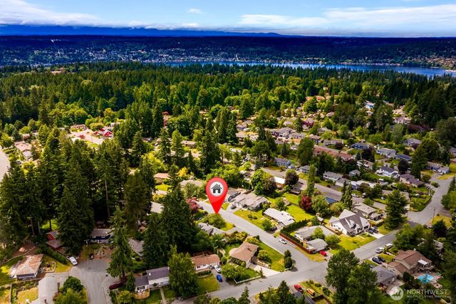 7441 NE 145th St, Kirkland, WA 98034