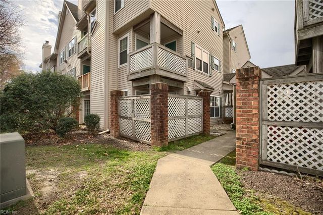 12846 Daybreak CIR, Newport News, VA 23602