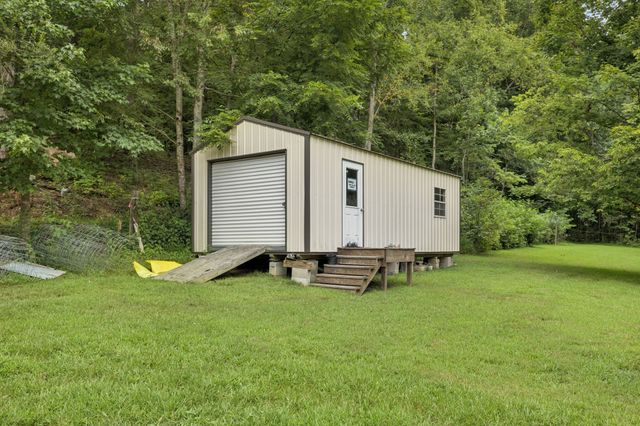 2143 Blue Springs Rd, Ashland City, TN 37015